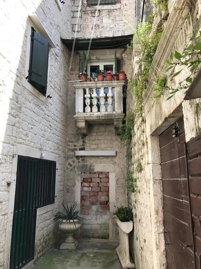 Old Town Apartments Trogir