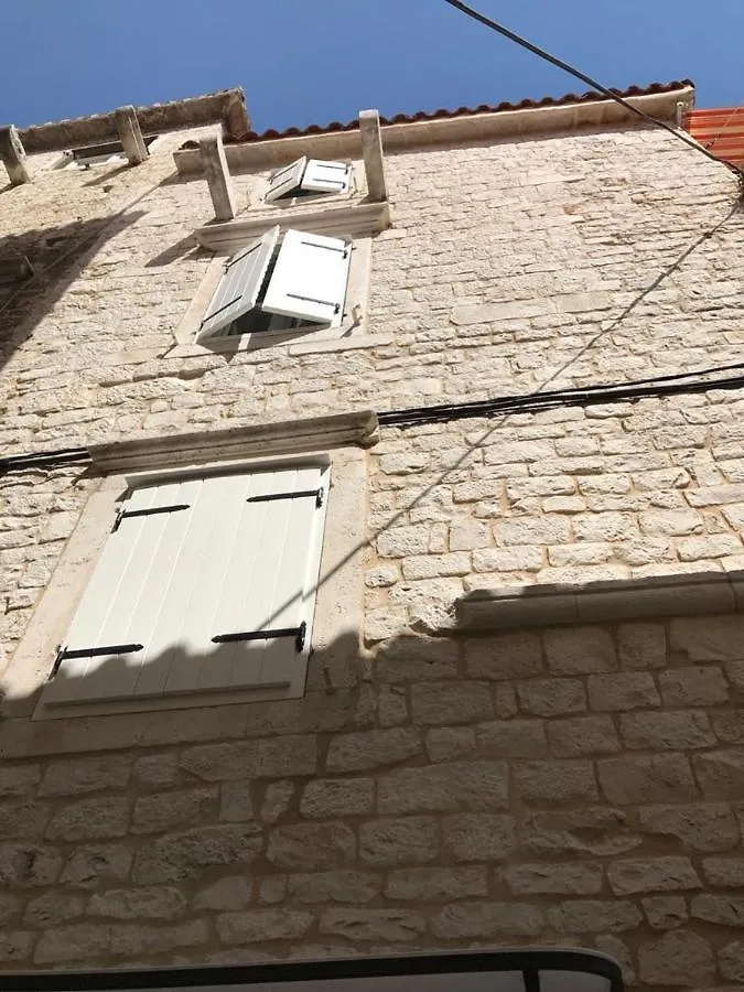 Old Town Apartments Trogir