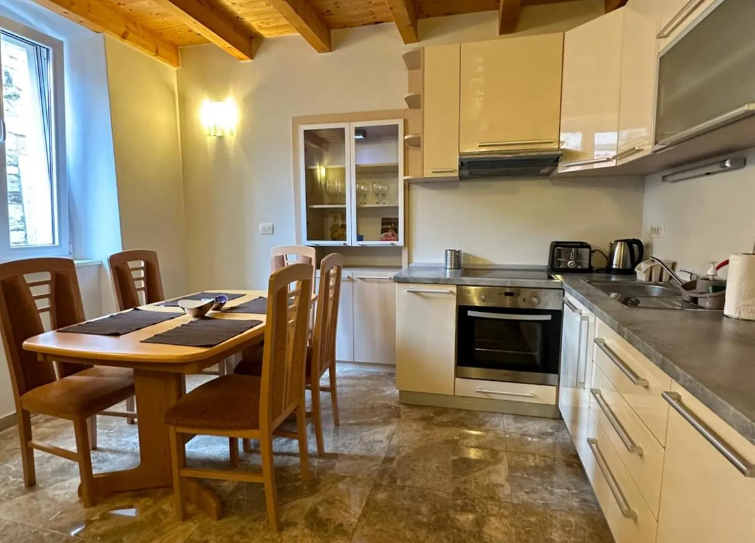 Old Town Apartments Trogir